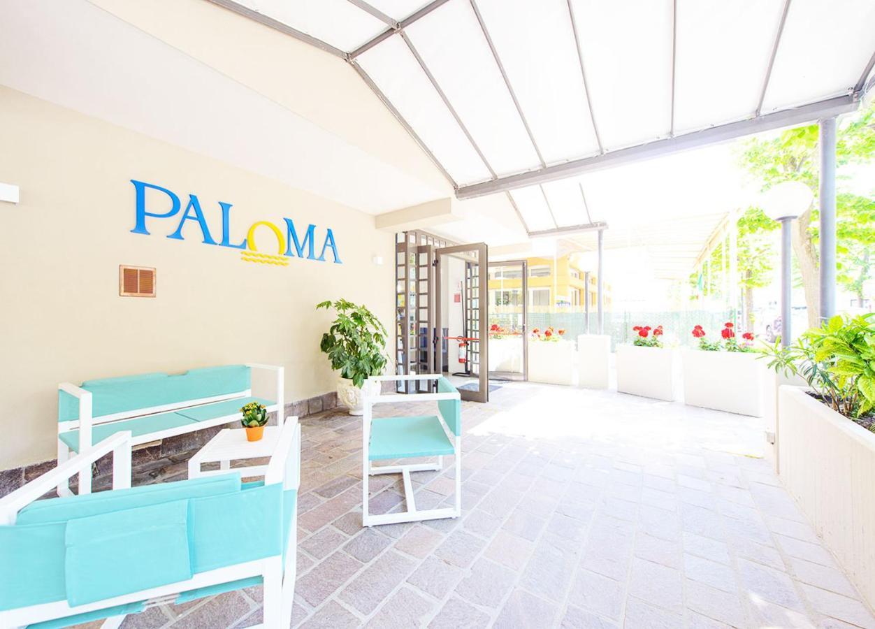 Hotel Paloma Beach Front Chiringuitos Time Rimini Extérieur photo